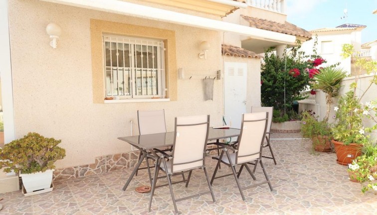 Resale - Chalet - Orihuela Costa - Playa Flamenca