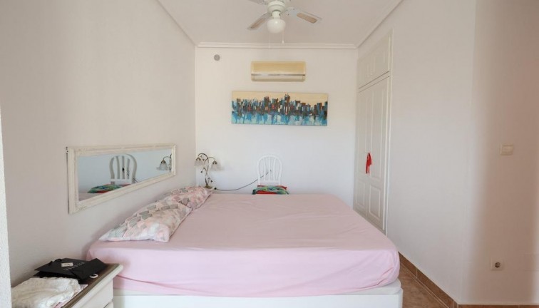 Resale - Chalet - Orihuela Costa - Playa Flamenca