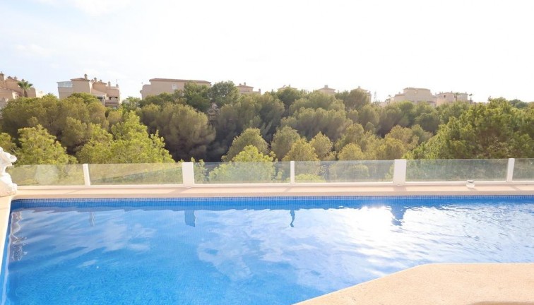 Resale - Chalet - Orihuela Costa - Playa Flamenca