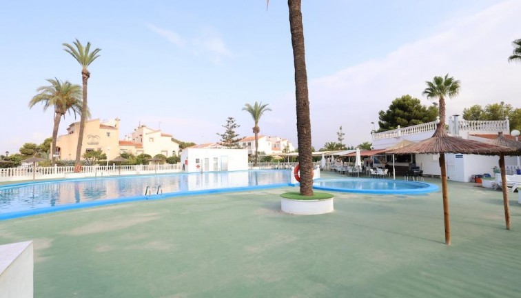 Resale - Semi-Detached - Torrevieja - Torretas