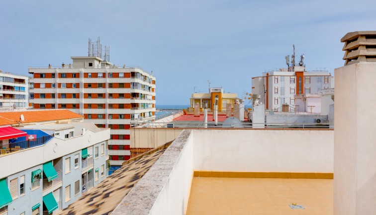 Återförsäljning - Lägenhet - Torrevieja - Acequion