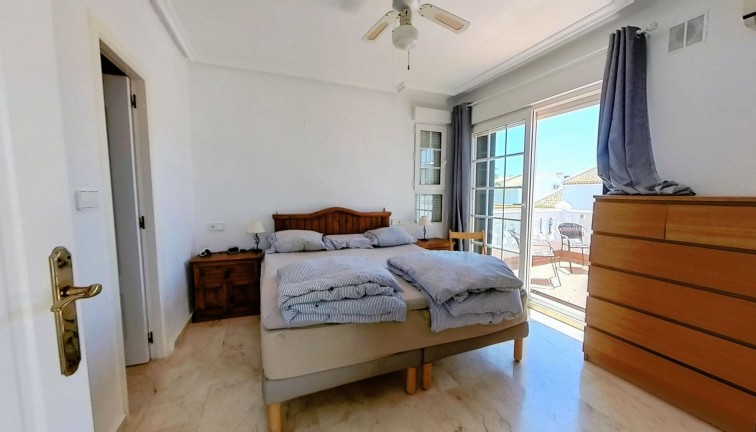 Resale - Chalet - Orihuela Costa - Los Dolses