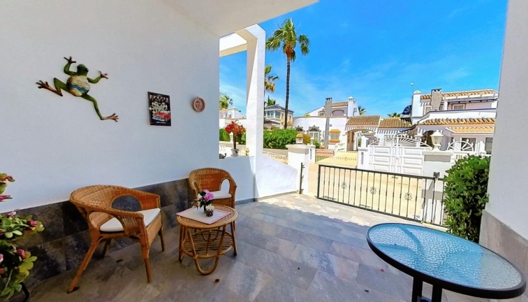 Resale - Chalet - Orihuela Costa - Los Dolses