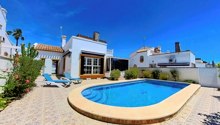 Resale - Chalet - Orihuela Costa - Los Dolses