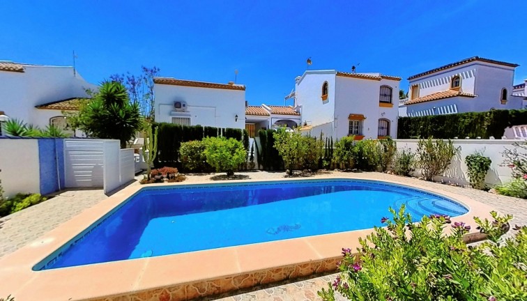 Resale - Chalet - Orihuela Costa - Los Dolses