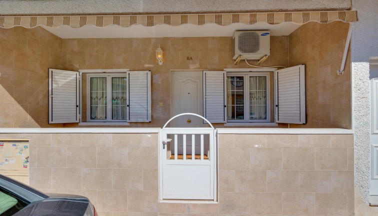 Resale - Bungalow - Torrevieja - Acequion