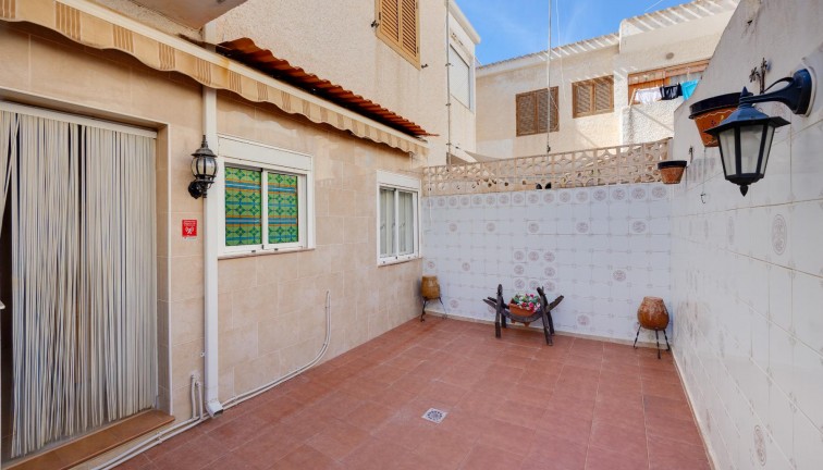 Resale - Bungalow - Torrevieja - Acequion