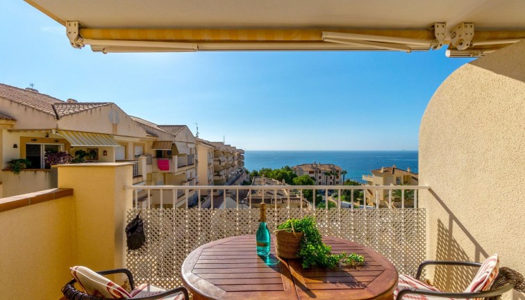 Resale - Apartment - Orihuela Costa - Campoamor