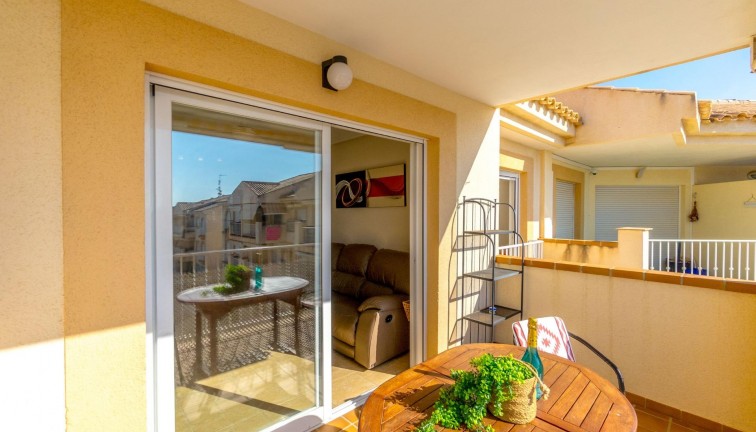 Resale - Apartment - Orihuela Costa - Campoamor