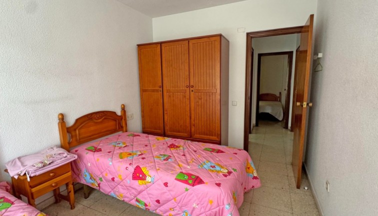 Resale - Apartment - Torrevieja - Acequion