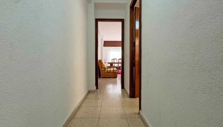 Resale - Apartment - Torrevieja - Acequion