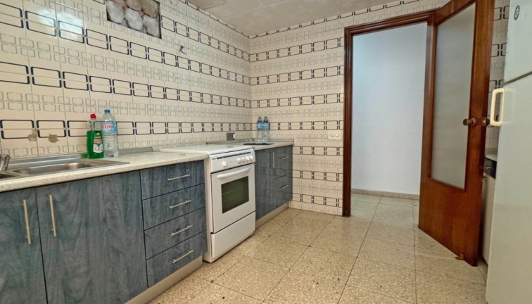 Resale - Apartment - Torrevieja - Acequion