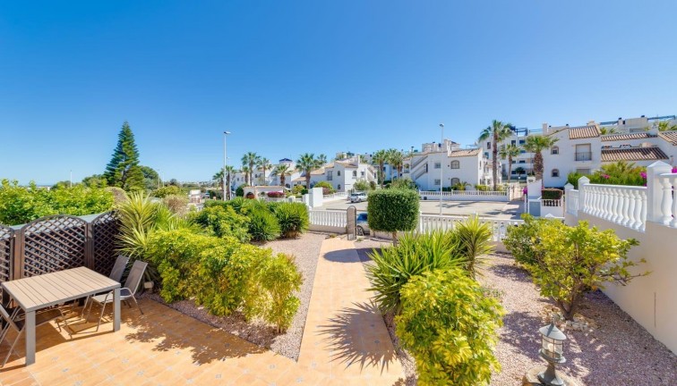 Resale - Chalet - Orihuela Costa - Los Dolses