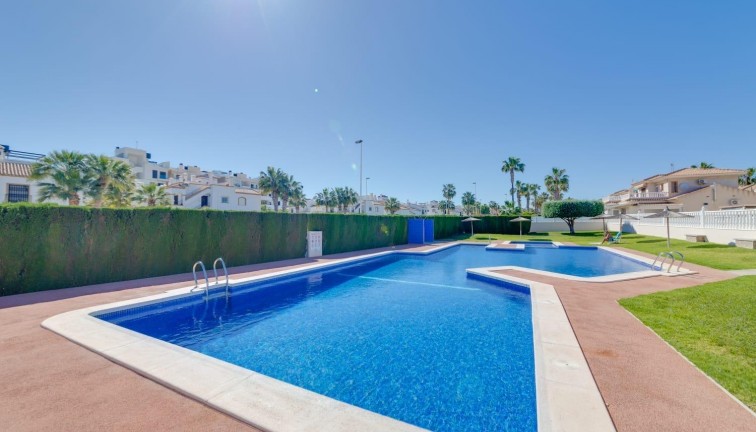 Resale - Chalet - Orihuela Costa - Los Dolses