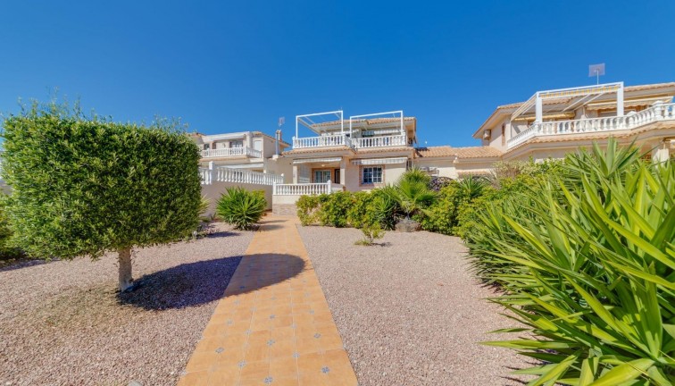 Resale - Chalet - Orihuela Costa - Los Dolses