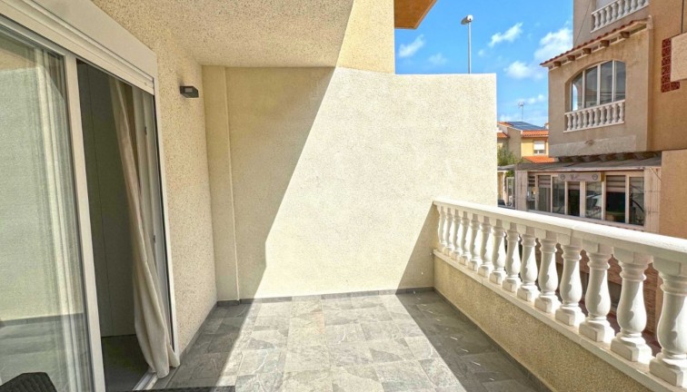 Resale - Apartment - Torrevieja - Playa del Cura