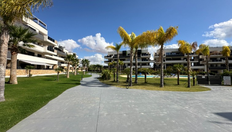 Återförsäljning -  Bostad - Översta våningen  - ORIHUELA COSTA - Playa Flamenca