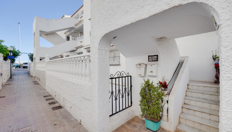 Jälleenmyynti - Bungalow - Torrevieja - Acequion