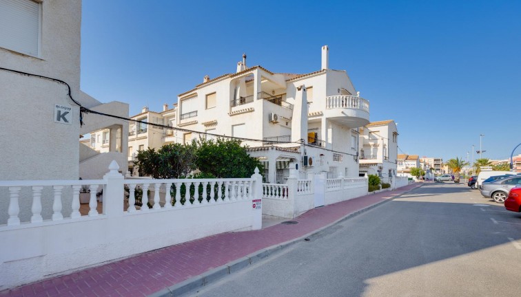 Resale - Bungalow - Torrevieja - Acequion