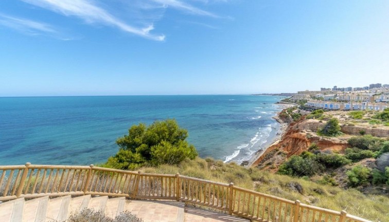 Resale - Apartment - Orihuela Costa - Campoamor