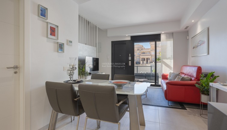 Resale - Semi-Detached - Orihuela Costa - Villamartín