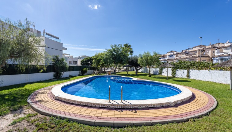 Resale - Semi-Detached - Orihuela Costa - Villamartín