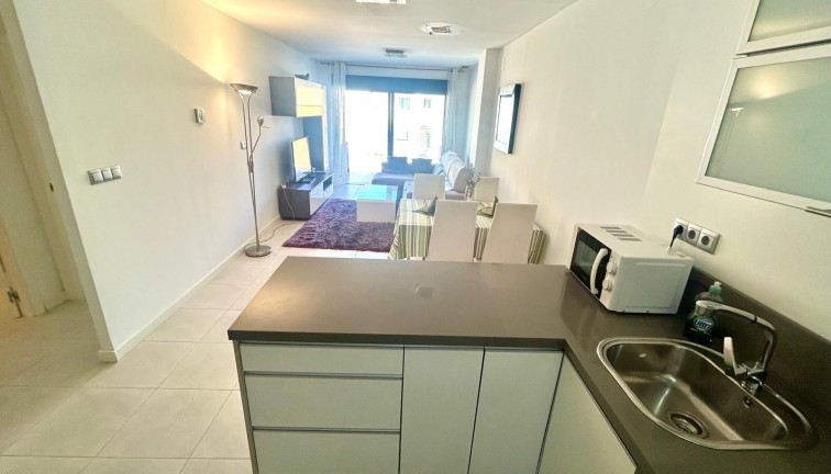 Resale - Apartment - Orihuela Costa - Campoamor