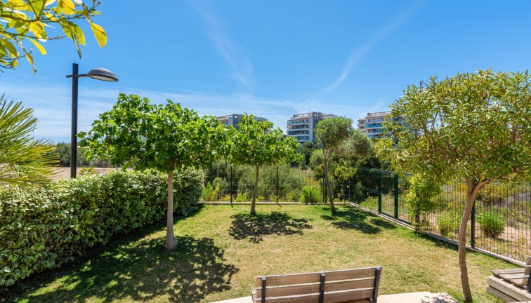 Resale - Apartment - Orihuela Costa - Los Dolses