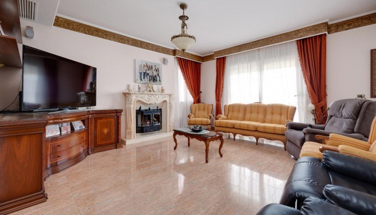 Resale - Chalet - Orihuela - Hurchillo