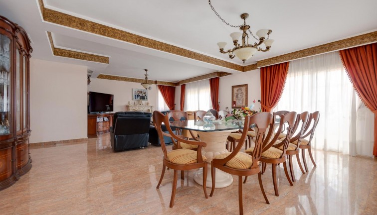 Resale - Chalet - Orihuela - Hurchillo