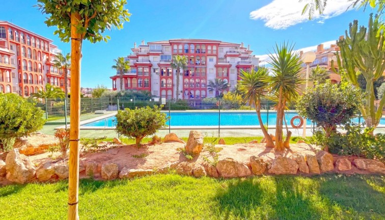 Resale - Apartment - Torrevieja - LA MATA