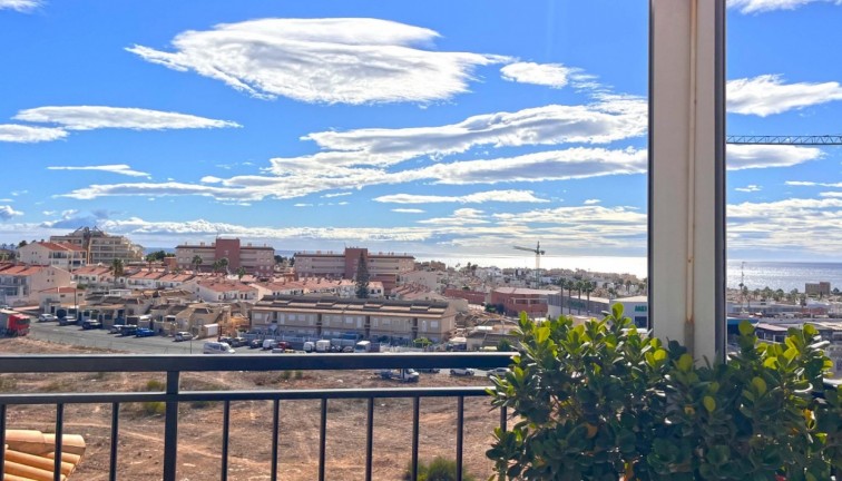 Resale - Apartment - Torrevieja - LA MATA