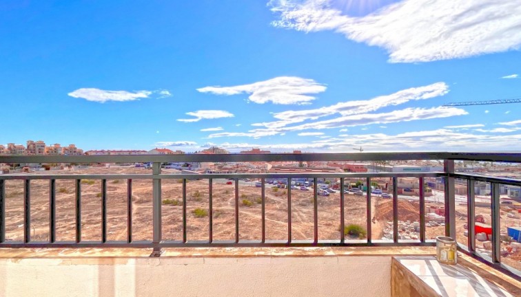 Resale - Apartment - Torrevieja - LA MATA