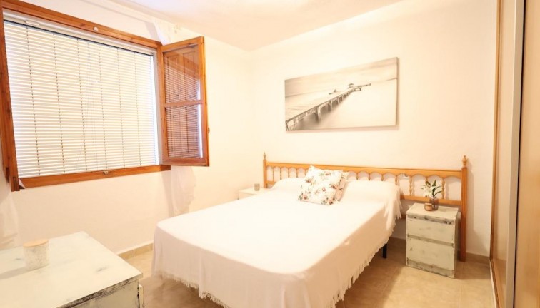 Jälleenmyynti - Bungalow - Orihuela Costa - Cabo Roig