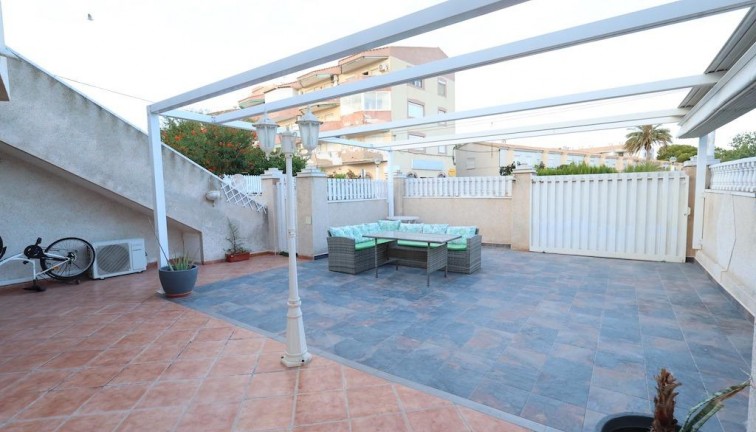 Resale - Bungalow - Orihuela Costa - Cabo Roig