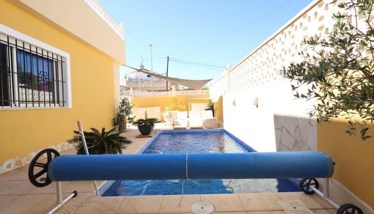 Resale - Semi-Detached - Orihuela Costa - Lomas de Cabo Roig