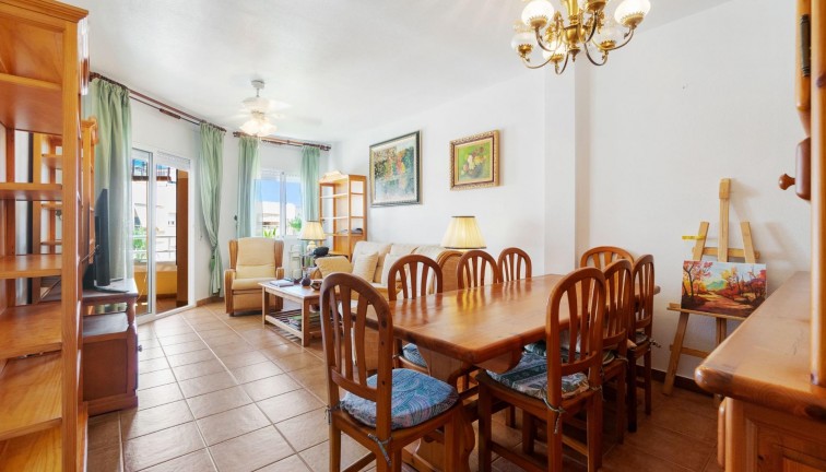 Resale - Apartment - Orihuela Costa - Campoamor