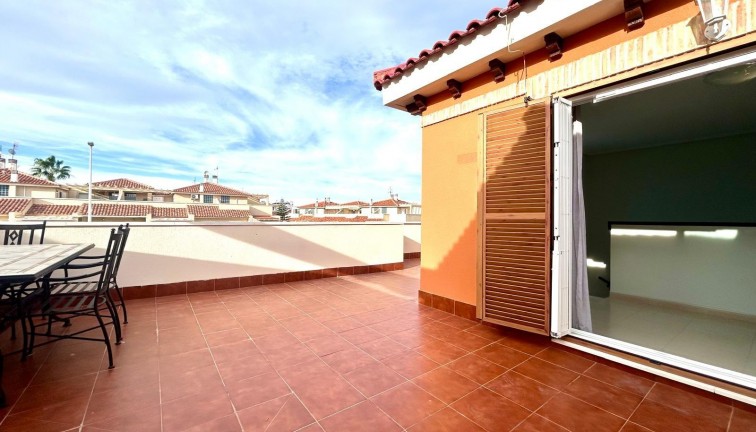 Resale - Apartment - Top Floor Apartment - Orihuela Costa - La Zenia