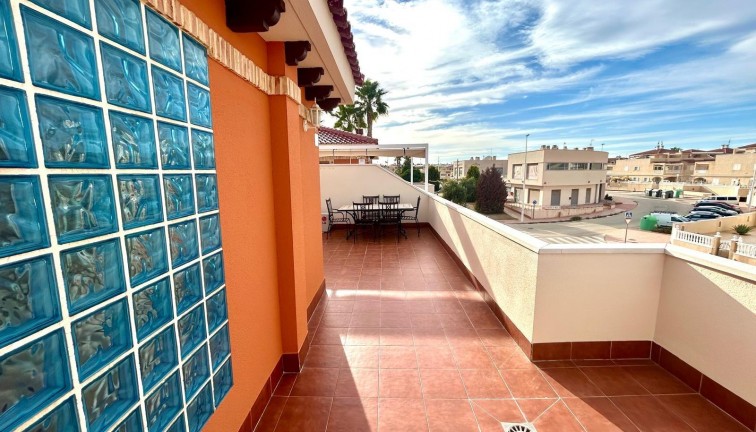 Resale - Apartment - Top Floor Apartment - Orihuela Costa - La Zenia