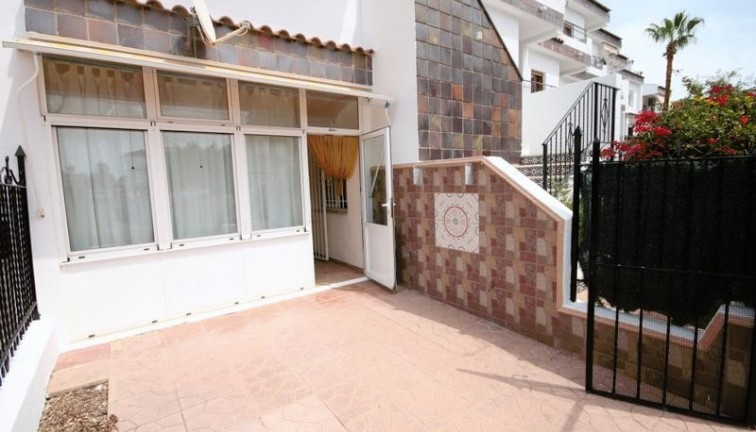 Resale - Bungalow - Orihuela Costa - Punta Prima