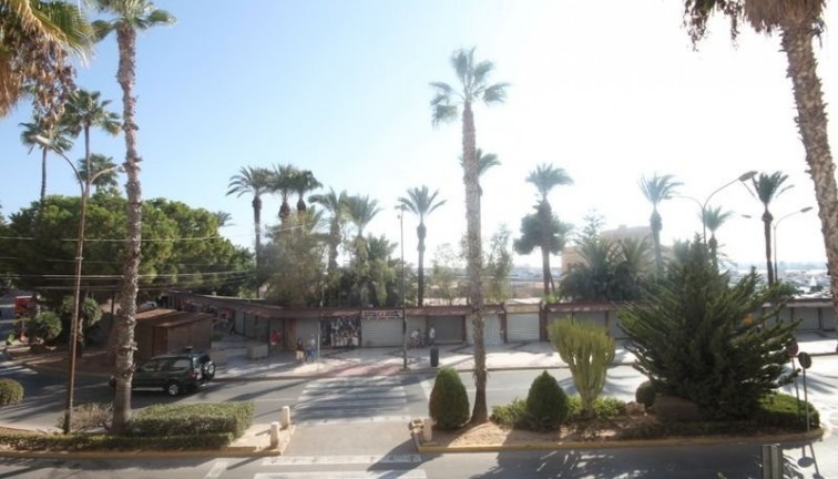 Resale - Apartment - Torrevieja