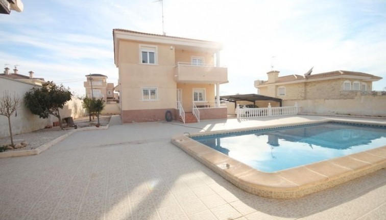 Återförsäljning - Fristående hus - Torrevieja - Aguas Nuevas