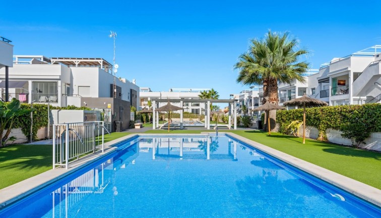 Jälleenmyynti - Bungalow - Torrevieja