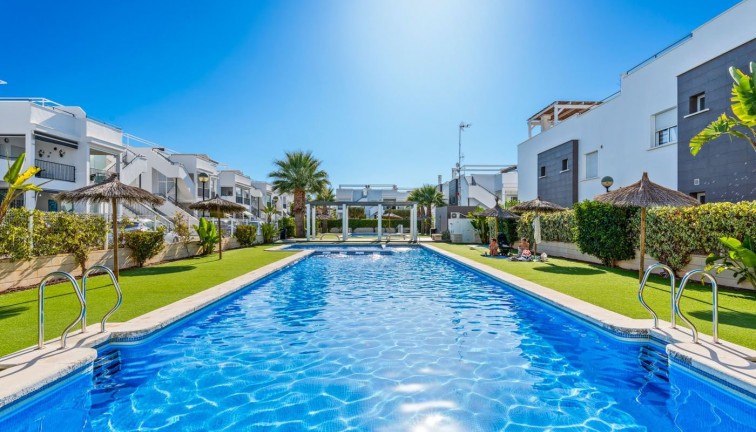 Jälleenmyynti - Bungalow - Torrevieja