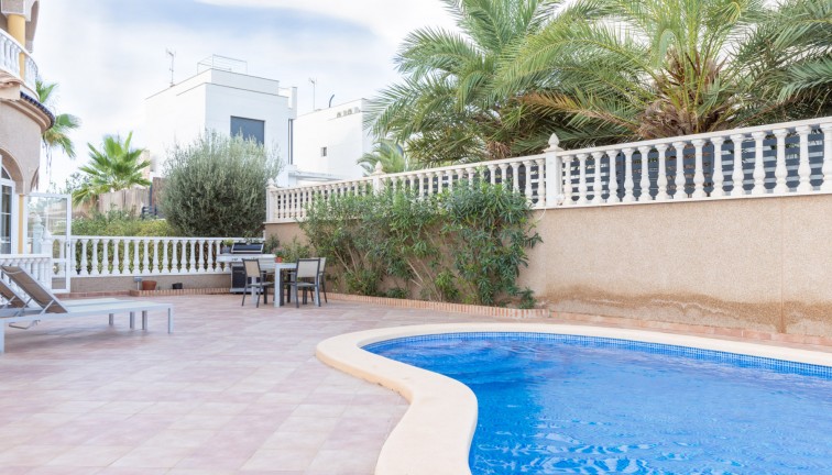 Återförsäljning - Bostad - Gatuplan - Orihuela Costa - Cabo Roig