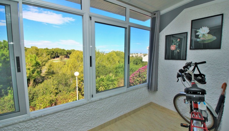 Resale - Apartment - Villamartín