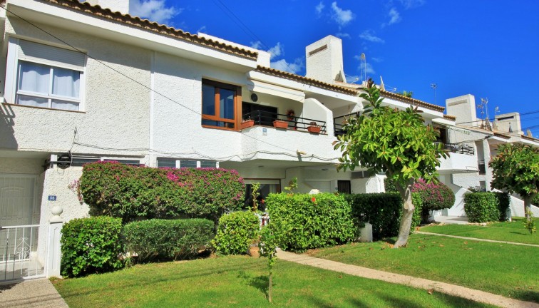 Resale - Apartment - Villamartín