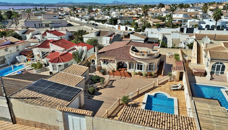 Återförsäljning - Fristående hus - Torrevieja - La Siesta