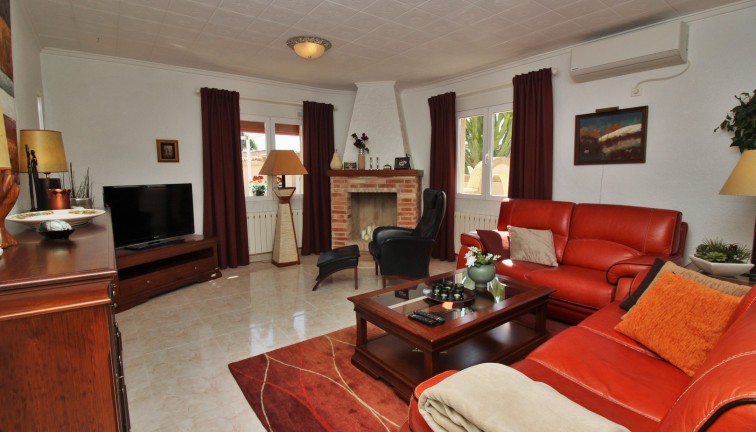 Resale - Chalet - Torrevieja - La Siesta