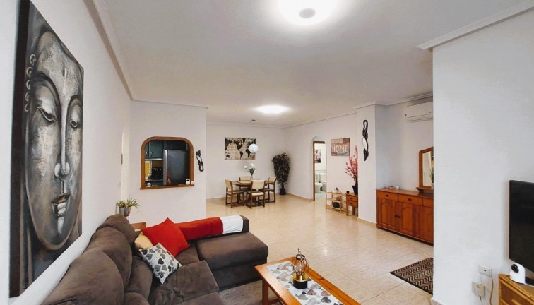 Resale - Apartment - Ground Floor Apartment - Torrevieja - Playa de los Locos